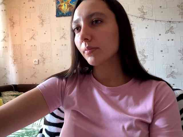 LeannBernmen webcam