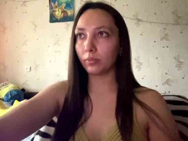 LeannBernmen webcam