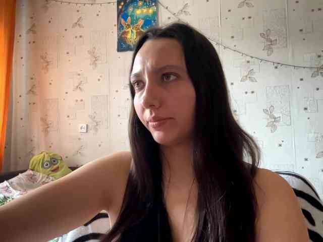 LeannBernmen webcam