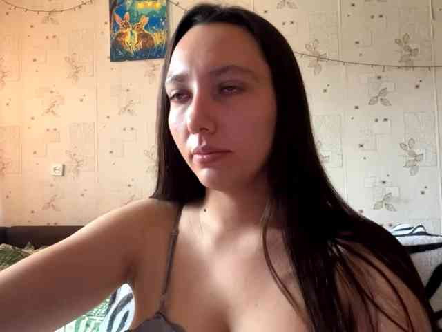 LeannBernmen webcam