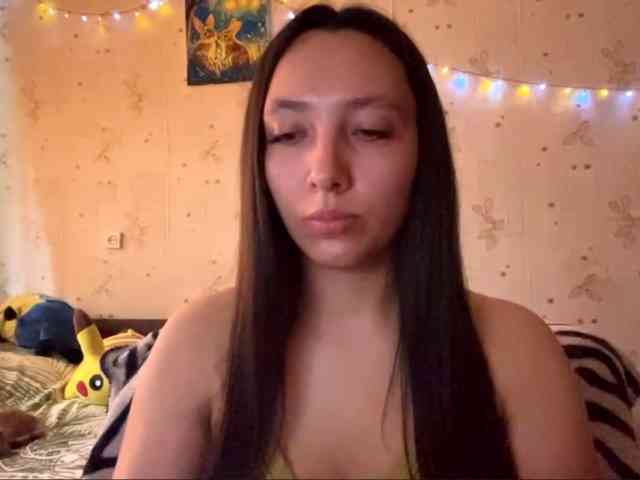 LeannBernmen webcam