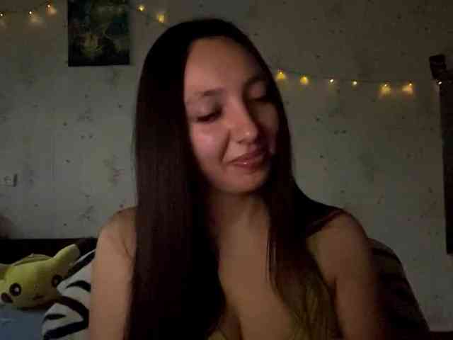 LeannBernmen webcam