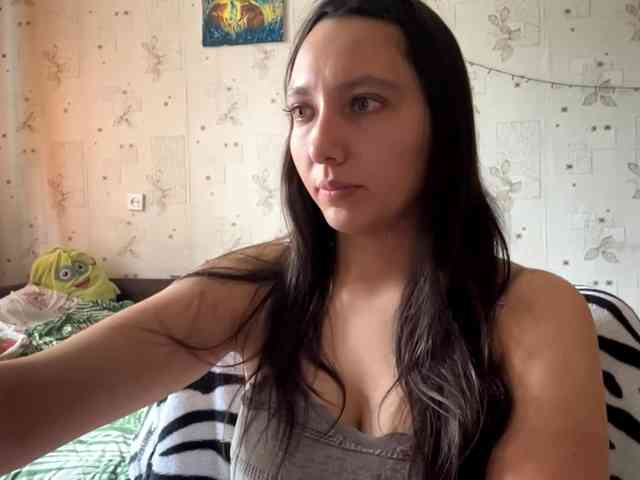 LeannBernmen webcam
