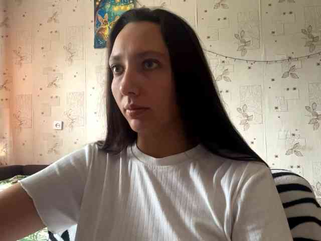 LeannBernmen webcam