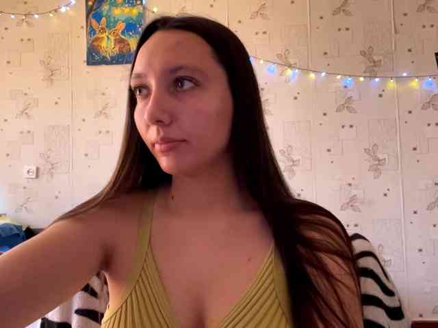 LeannBernmen webcam