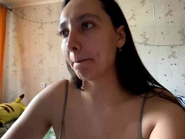 LeannBernmen webcam