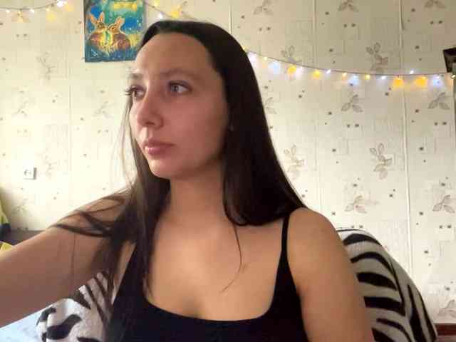 LeannBernmen webcam
