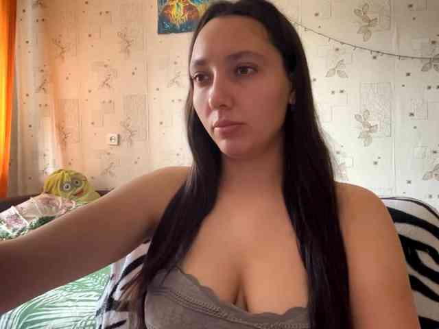 LeannBernmen webcam