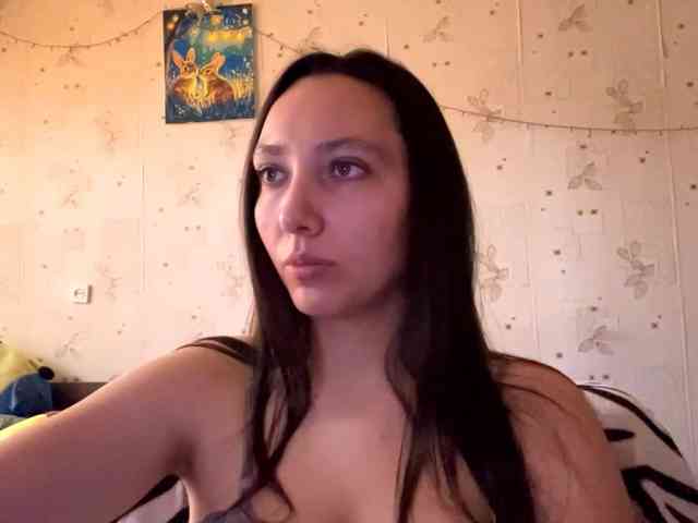 LeannBernmen webcam