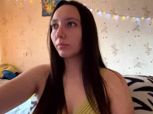 LeannBernmen webcam