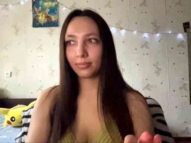 LeannBernmen webcam