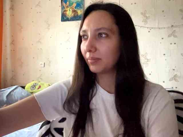 LeannBernmen webcam