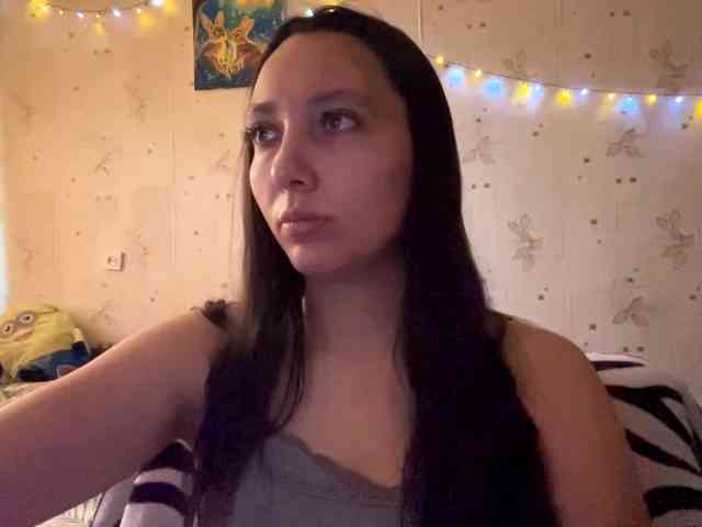 LeannBernmen webcam