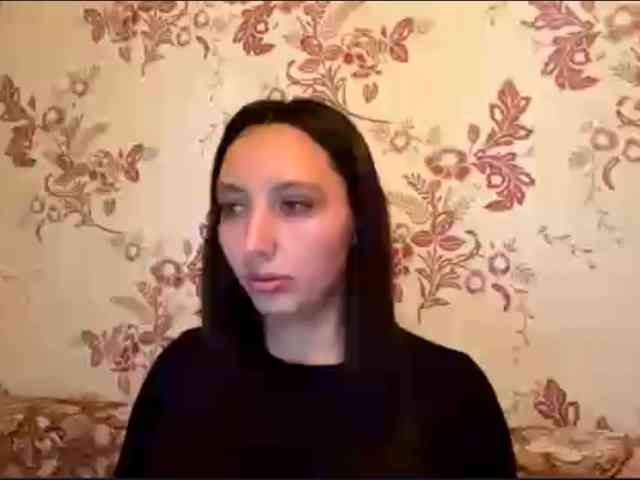 LeannBernmen webcam