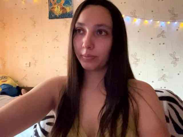 LeannBernmen webcam