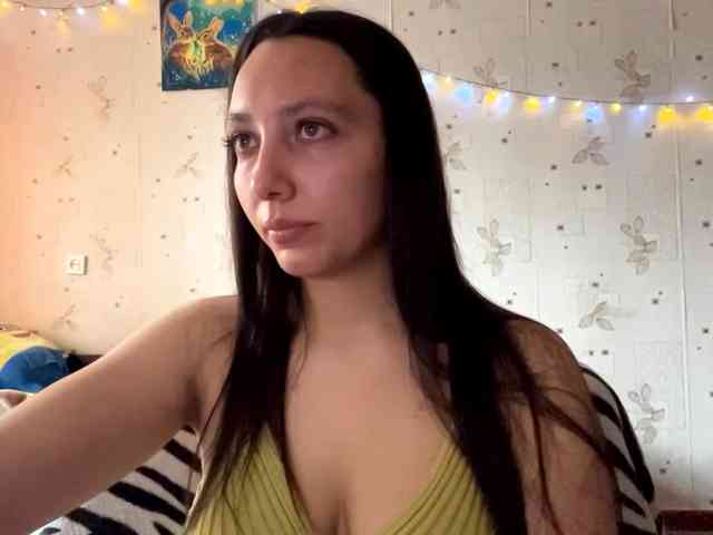LeannBernmen webcam