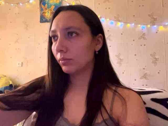 LeannBernmen webcam