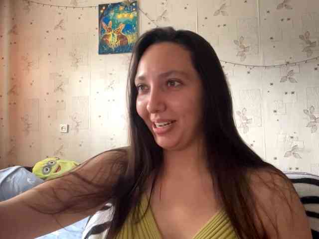 LeannBernmen webcam