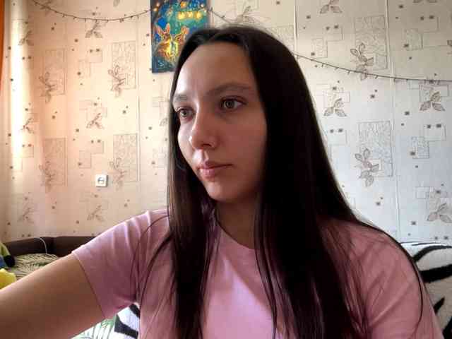 LeannBernmen webcam