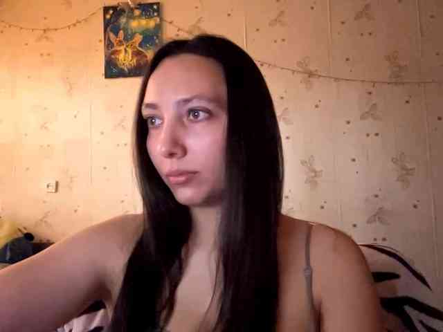 LeannBernmen webcam
