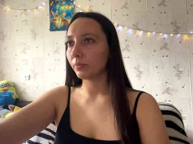 LeannBernmen webcam