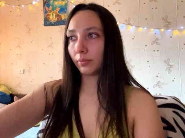LeannBernmen webcam