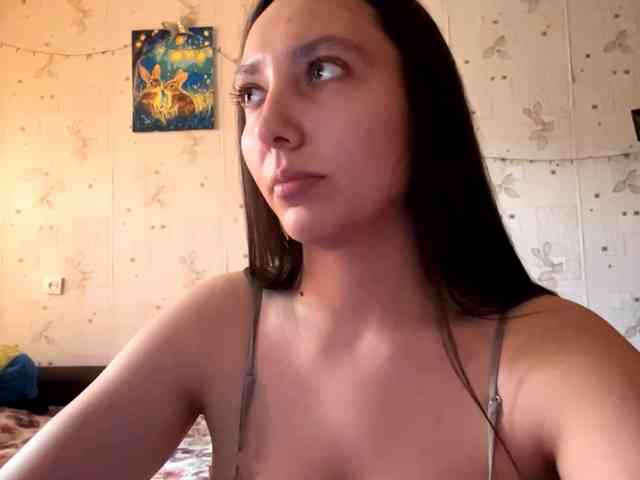 LeannBernmen webcam