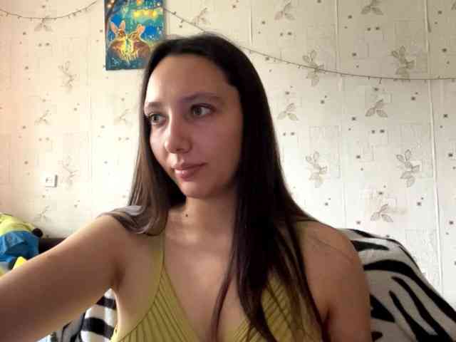 LeannBernmen webcam