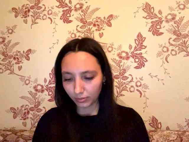 LeannBernmen webcam