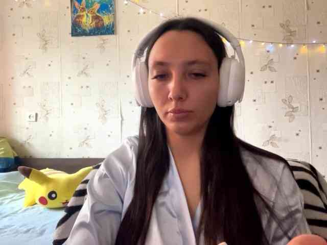 LeannBernmen webcam