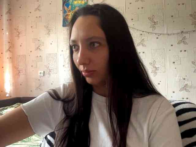 LeannBernmen webcam
