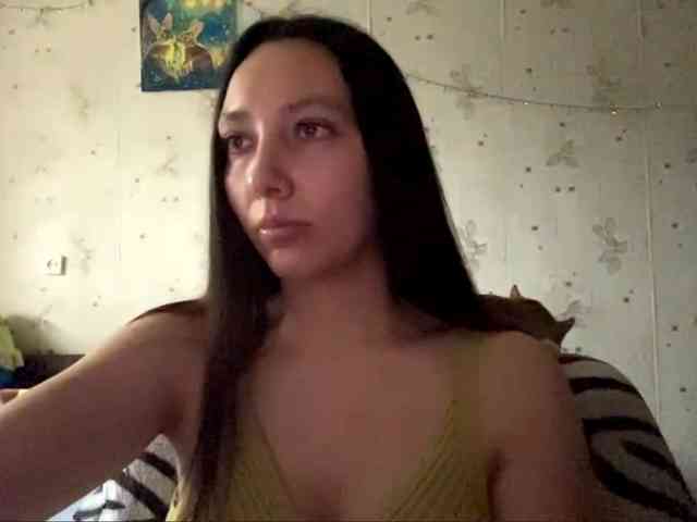 LeannBernmen webcam