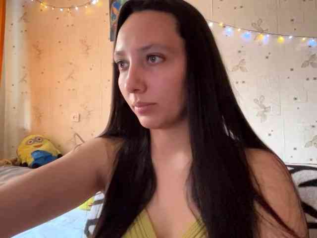 LeannBernmen webcam