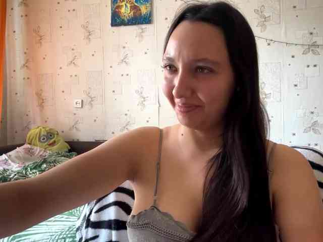 LeannBernmen webcam