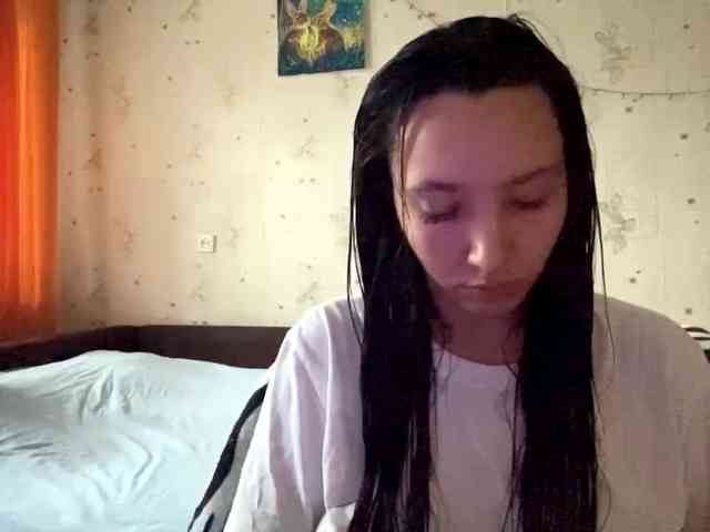 LeannBernmen webcam