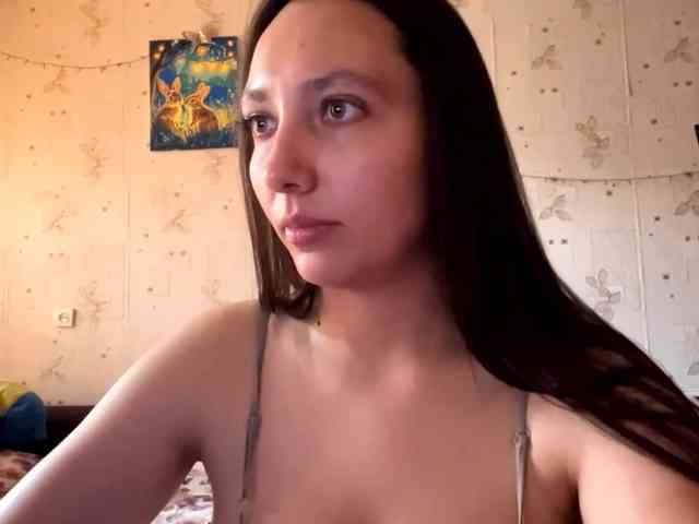 LeannBernmen webcam
