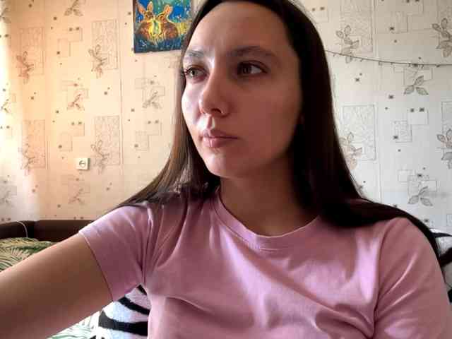 LeannBernmen webcam