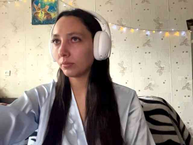 LeannBernmen webcam