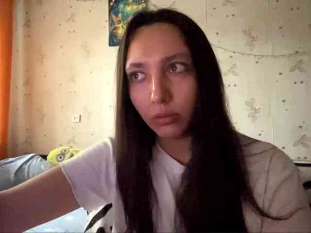 LeannBernmen webcam