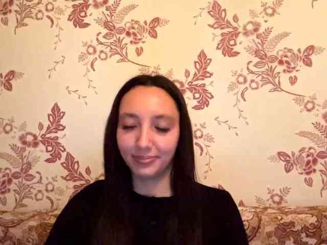 LeannBernmen webcam