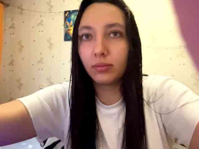 LeannBernmen webcam