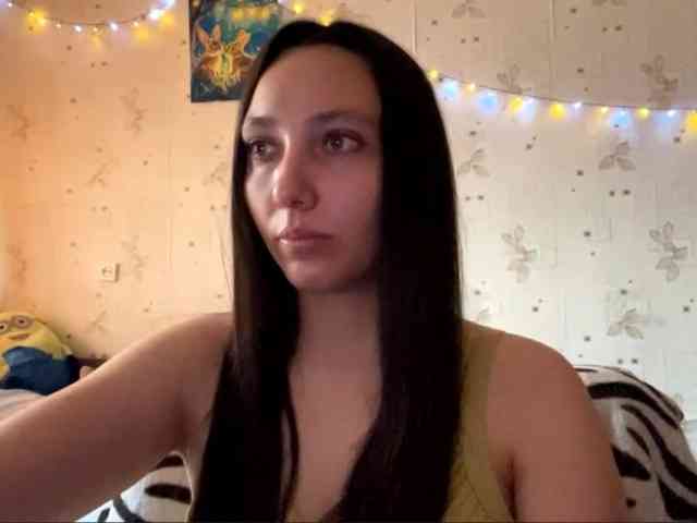 LeannBernmen webcam
