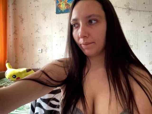 LeannBernmen webcam