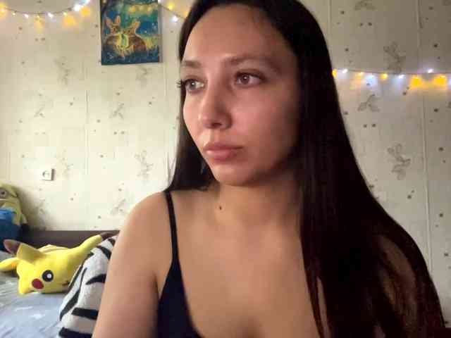 LeannBernmen webcam