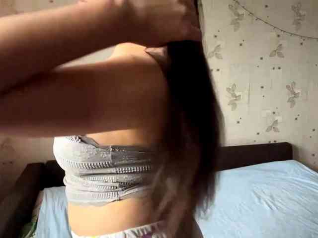 Modella: LeannBernmen