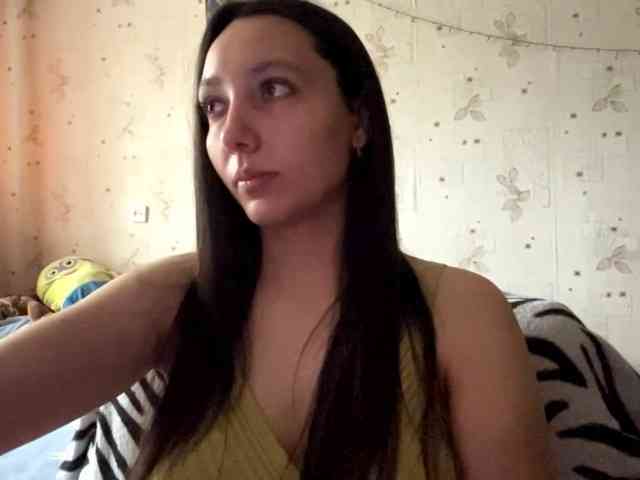 LeannBernmen webcam