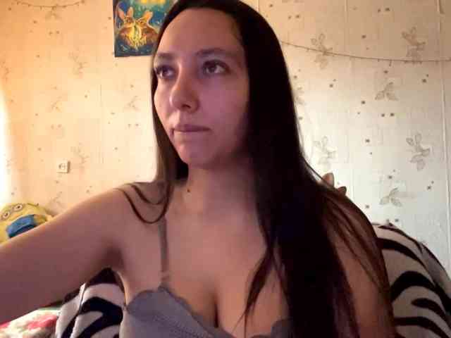 LeannBernmen webcam