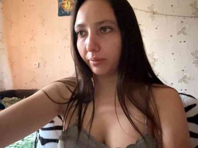 LeannBernmen webcam