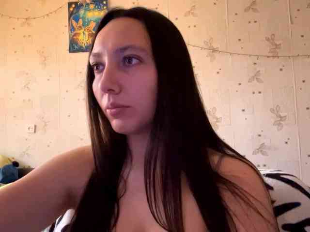LeannBernmen webcam