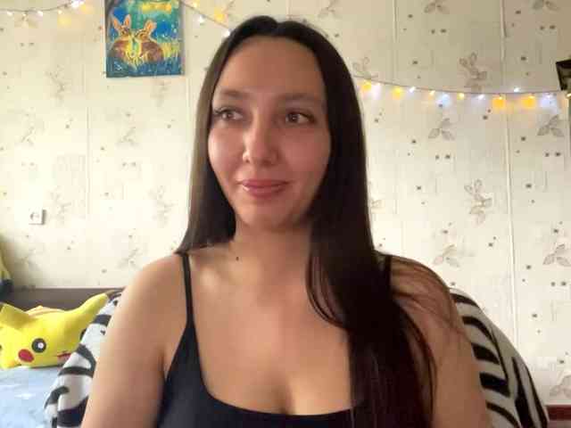 LeannBernmen webcam